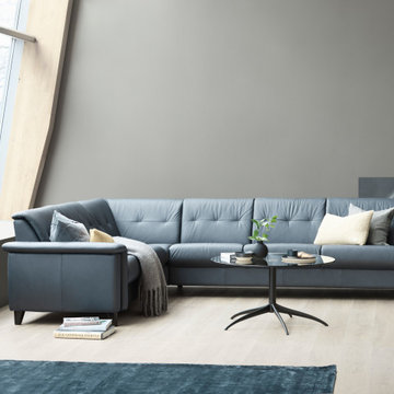Stressless® Flora Wood/Paloma Shadow Blue