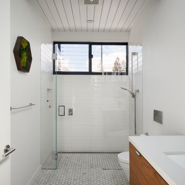 Flowing Courtyard Eichler