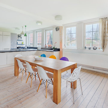 wohnküche in der alten dorfschule