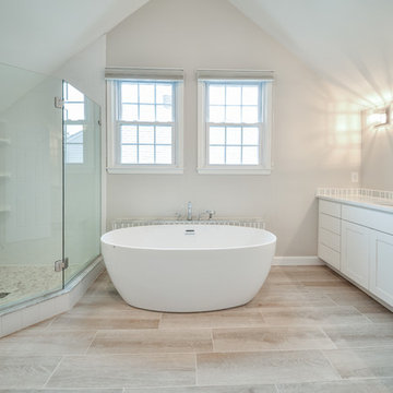 Builder's Grade Master Bath Becomes Bright, White Spa