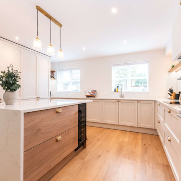 Contemporary Shaker Kitchen in Southampton