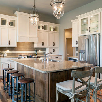 Transitional White Shaker / Complimentary Dark Wood Island Design