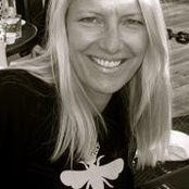 Julie Snow's photo
