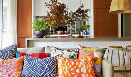 Ask an Expert: Secret Tricks for the Perfect Cushion Arrangement