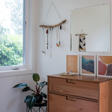Eco-friendly backyard cottage for Houzz TV
