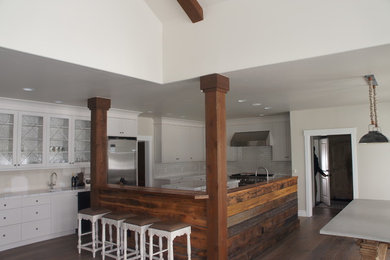 This is an example of a modern kitchen in Boise.