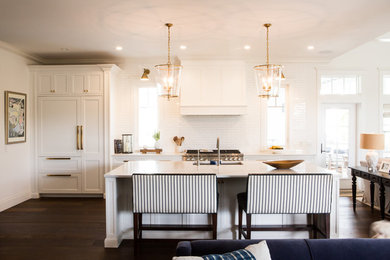 Example of a trendy kitchen design in Tampa