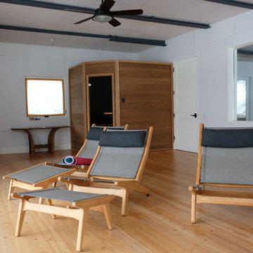 A sauna in a Boathouse, why not!