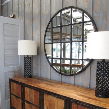 Dave's Gone Fishing, entry console and mirror