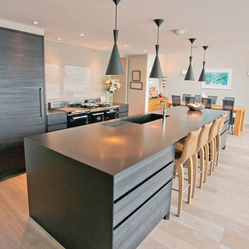 House overlooking Teign Estuary, Kitchen
