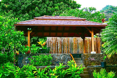 Inspiration for a tropical exterior home remodel in Hawaii
