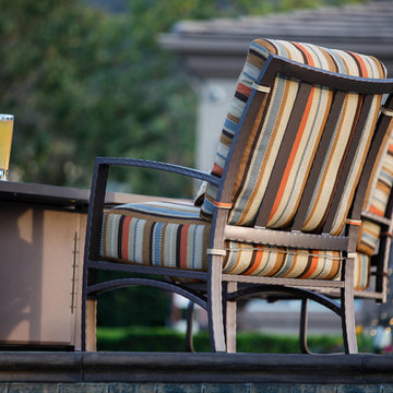 Fire pits, outdoor fireplaces, & tabletop flames
