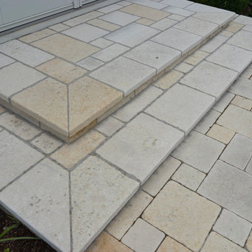 Salado Sonoma Cream Tumbled Random Ashlar