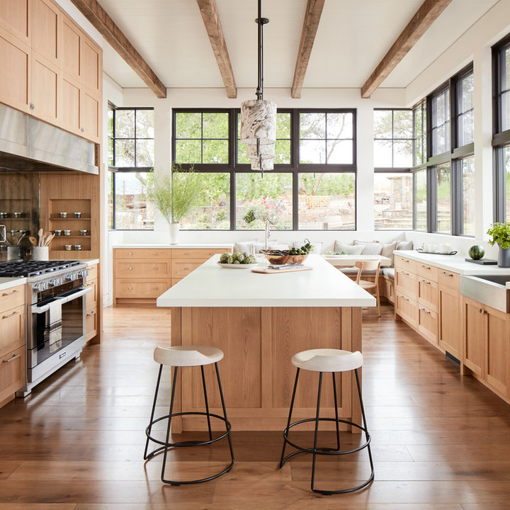 75 Kitchen with Medium Tone Wood Cabinets Ideas You'll Love - July ...