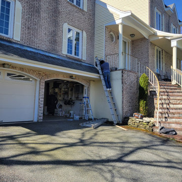 Inspecting the Home's Siding to Locate the Source of a Lea#HomeBuildingBraintree