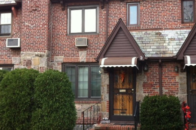 Elegant exterior home photo in New York