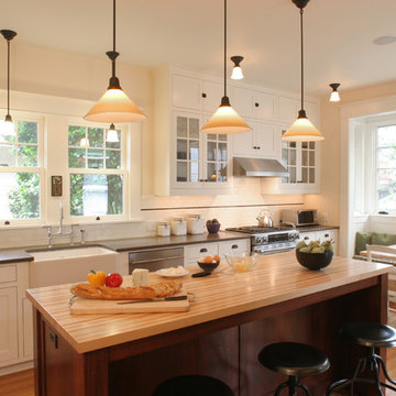Hollywood Craftsman Kitchen