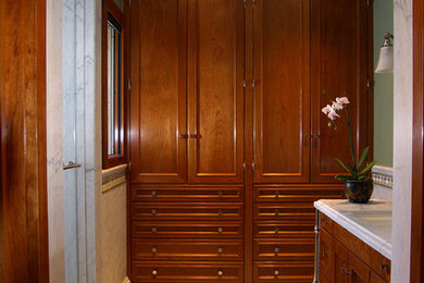 Example of a classic bathroom design in DC Metro