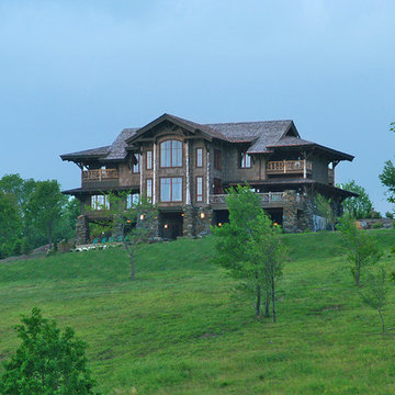 Rustic Craftsman Lodge