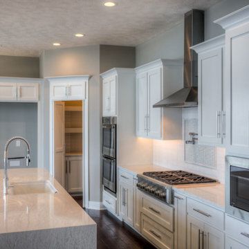 1.5-story custom Brandenburg - modern finishes