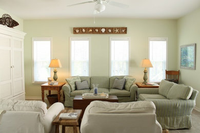 Elegant living room photo in Miami