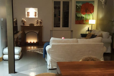 Home design - contemporary home design idea in Strasbourg