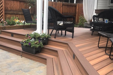 Trendy deck photo in Denver
