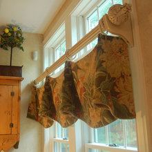 Beth R Valances
