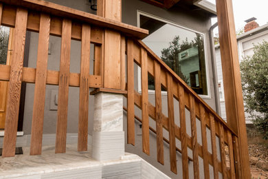 Example of a classic entryway design in San Francisco