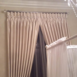 DC Portfolio - Curtains