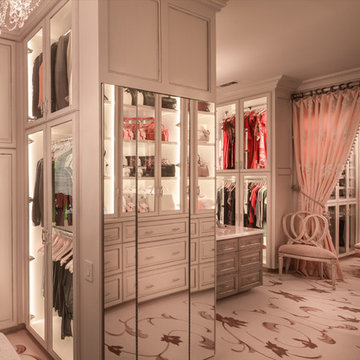 Traditional Closet