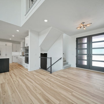 Bennington 1.5 Story full of FUN Accents!