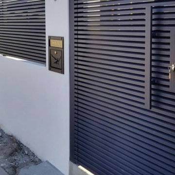 Aluminum Fencing & Entry Gate Installation