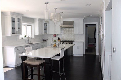 Example of a trendy kitchen design in Calgary
