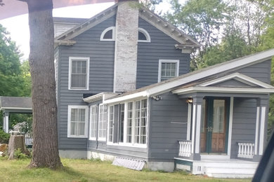 Inspiration for an exterior home remodel in New York