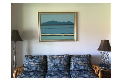 Example of a trendy living room design in Hawaii