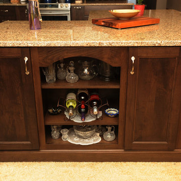 Open plan with cathedral ceiling
