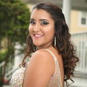 Julia Santos's photo