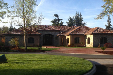 Exterior home photo in Orange County