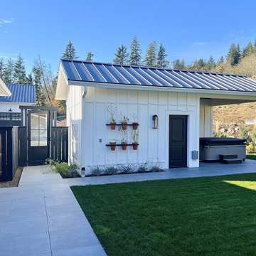 Hot Tub / Garden Shed