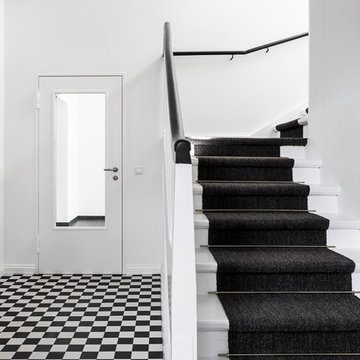 Treppenaufgang in das Obergeschoss