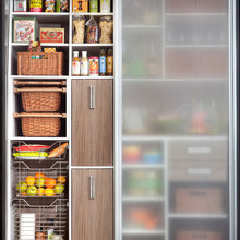10 Sleek Looks for a Stylish Pantry