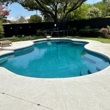 Quartz Surface and Spray Deck in Plano