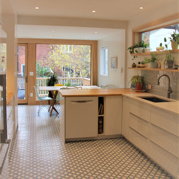 Modern Reno Lightens Urban Rowhouse