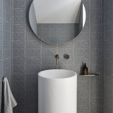 Kylie bathroom