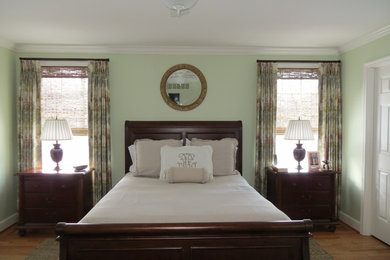Example of a classic bedroom design in New York