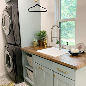 Mudroom/Laundry