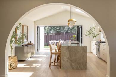 Kitchen photo in San Francisco