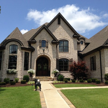 Oyster Pearl Oversize Tumbled Face Brick