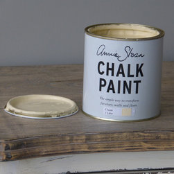 Cream Chalk Paint&trade; by Annie Sloan - Paint